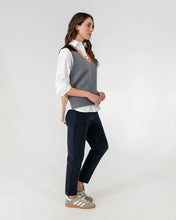 Load image into Gallery viewer, Sevilla Vest - Charcoal Multi