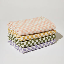 Load image into Gallery viewer, Bath Towel - Pink Check