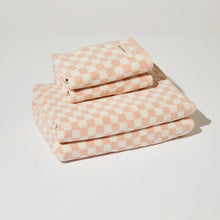 Load image into Gallery viewer, Bath Towel - Pink Check