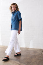 Load image into Gallery viewer, Zoe Denim Shirt - Dakota Wash
