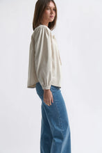 Load image into Gallery viewer, Kelly Shirt - Sand