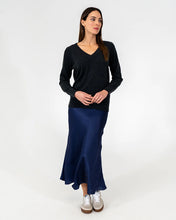 Load image into Gallery viewer, Kate V Neck Knit - Black