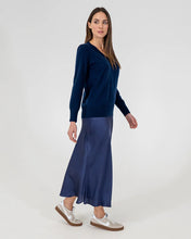 Load image into Gallery viewer, Kate V Neck Knit - Navy