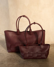 Load image into Gallery viewer, Kenley East West Bag - Wine