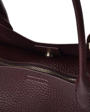 Load image into Gallery viewer, Kensington Tote - Wine