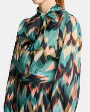 Load image into Gallery viewer, Kitty Blouse Exclusive seasonal print - Haze