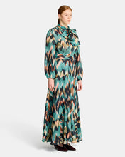Load image into Gallery viewer, Kitty Blouse Exclusive seasonal print - Haze
