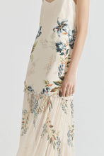 Load image into Gallery viewer, La Mar Dropped Waist Scallop Gown
