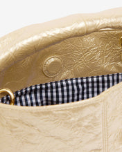 Load image into Gallery viewer, Linton Crossbody Large - Light Gold Crinkle