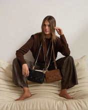 Load image into Gallery viewer, London  Crossbody - Black