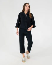Load image into Gallery viewer, Aspen Cropped Pant - Black