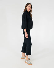 Load image into Gallery viewer, Aspen Cropped Pant - Black