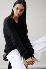 Load image into Gallery viewer, Jolie Reversible Vee - Jet