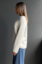 Load image into Gallery viewer, Riley Vee Knit - Mist