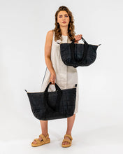 Load image into Gallery viewer, Spencer Carry All - Black