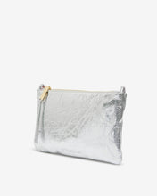Load image into Gallery viewer, Molly Crossbody - Silver Crinkle
