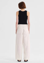 Load image into Gallery viewer, Henry Cargo Pant - White