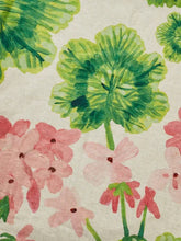 Load image into Gallery viewer, Napkins - Geranium Multi Linen (Set of 4)