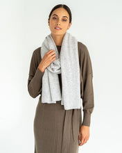 Load image into Gallery viewer, Cashmere Travel Wrap - Grey