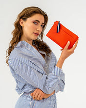 Load image into Gallery viewer, New York Coin Purse - Red
