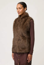 Load image into Gallery viewer, Hazel Fur - Walnut