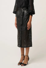 Load image into Gallery viewer, Hypnotic Midi Skirt - Black lattice