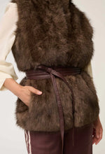 Load image into Gallery viewer, Milton Leather Wrap Belt - Oxblood