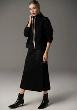 Load image into Gallery viewer, Nuray Cargo Skirt - Black