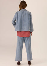 Load image into Gallery viewer, Andie Denim Jacket - Blue Wash
