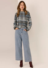 Load image into Gallery viewer, Andie Crop Jean - Blue Wash
