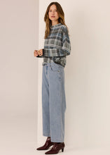 Load image into Gallery viewer, Andie Crop Jean - Blue Wash