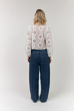 Load image into Gallery viewer, RemyLL Shirt - White