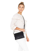 Load image into Gallery viewer, Bowery Wallet - Black