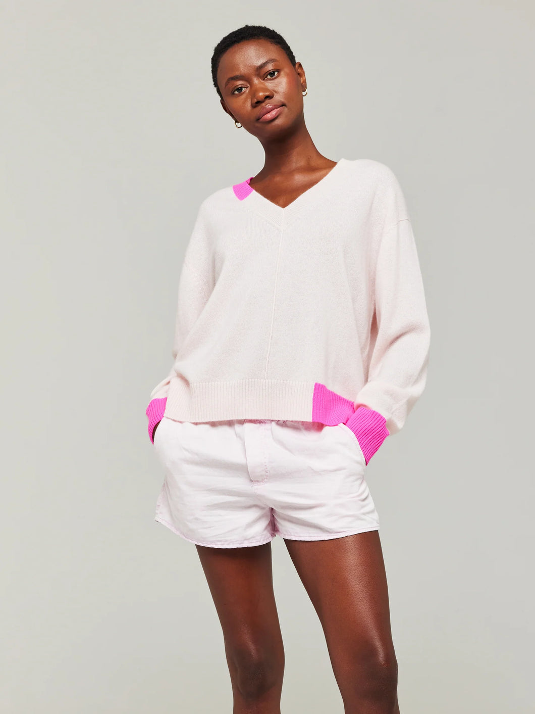 Maria Cashmere V Neck - Cherry Blossom