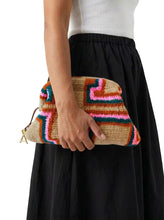 Load image into Gallery viewer, Zanoa Skin Pik Bilum Clutch by Salitia
