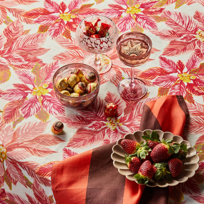 Tablecloth - Pointsetta Red