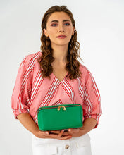 Load image into Gallery viewer, Washbag - Green PU