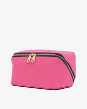 Load image into Gallery viewer, Washbag - Fuschia PU