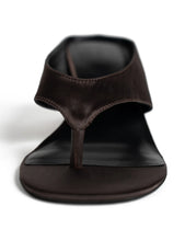 Load image into Gallery viewer, Wedge  Thong - Brown