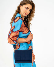 Load image into Gallery viewer, Windsor Crossbody - Navy