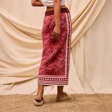 Load image into Gallery viewer, Hanna Knit Maxi Skirt - Jacquard