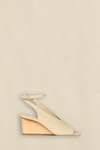 Gala Wedge - Cashew