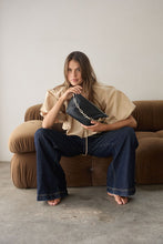 Load image into Gallery viewer, Leyton Crossbody - Black