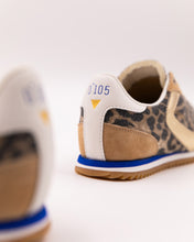 Load image into Gallery viewer, Lina Sneaker - Leo