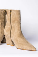 Load image into Gallery viewer, Penchant Boot -