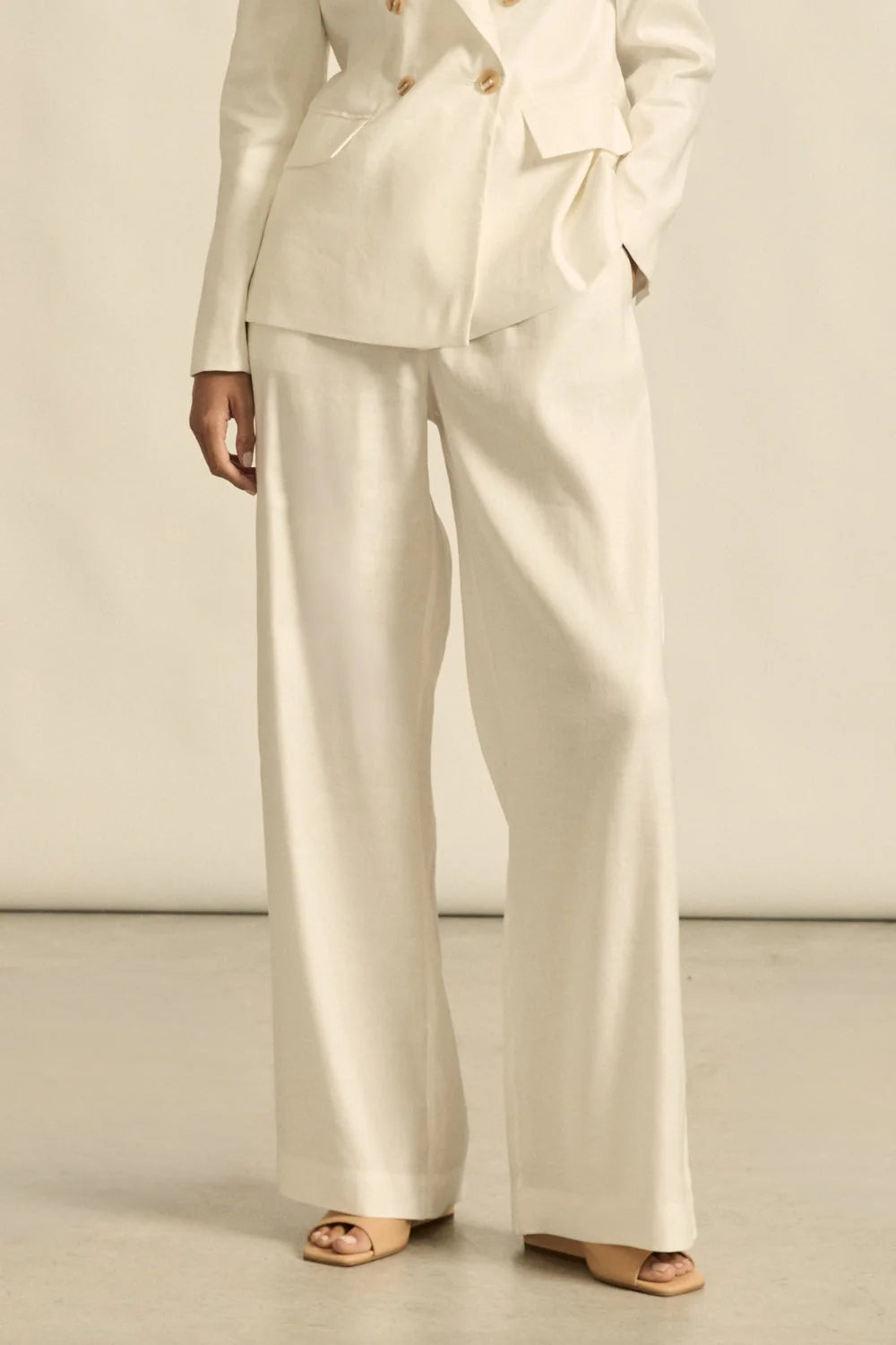 Venue Pant - Alabaster
