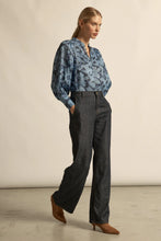 Load image into Gallery viewer, Vista Top - Moonstone Garden