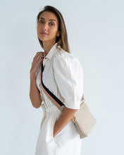 Load image into Gallery viewer, Burbank Crossbody Large - Oyster