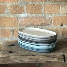 Load image into Gallery viewer, Cloud Oval Plate Medium - Chalk
