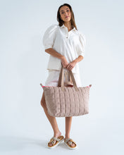 Load image into Gallery viewer, Spencer Carry All - Taupe